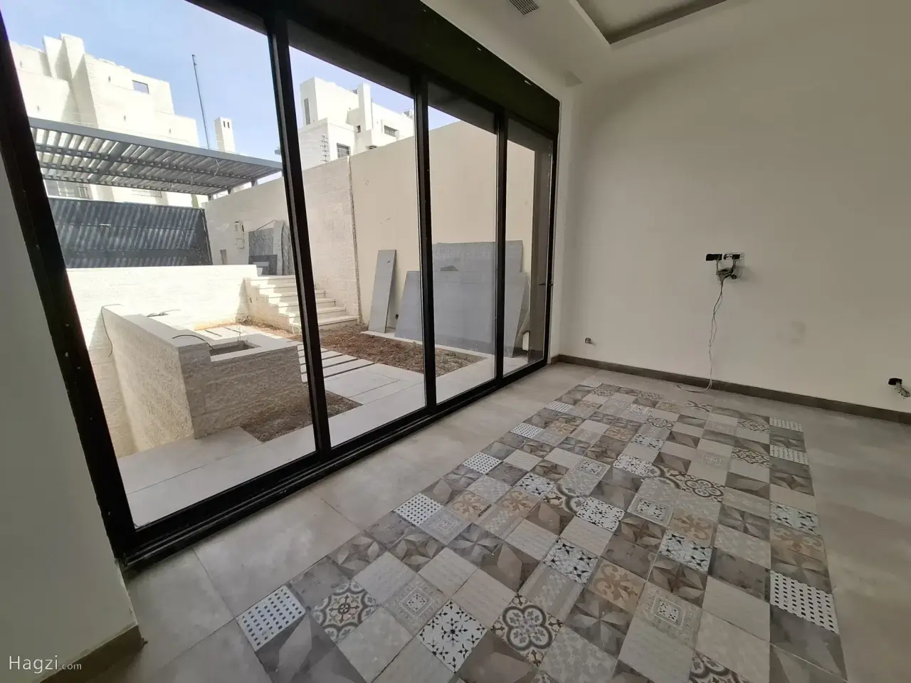 الصورة 7 من 12