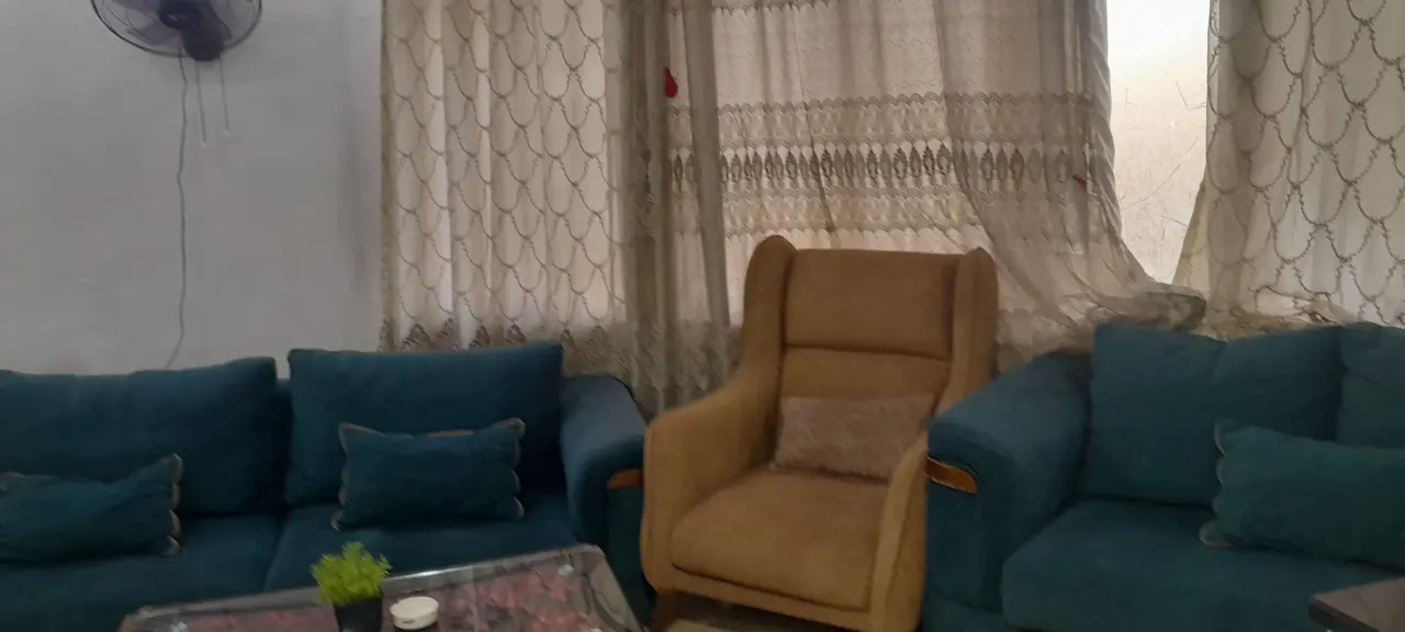 شقة للإيجار في النزهة – صورة 2