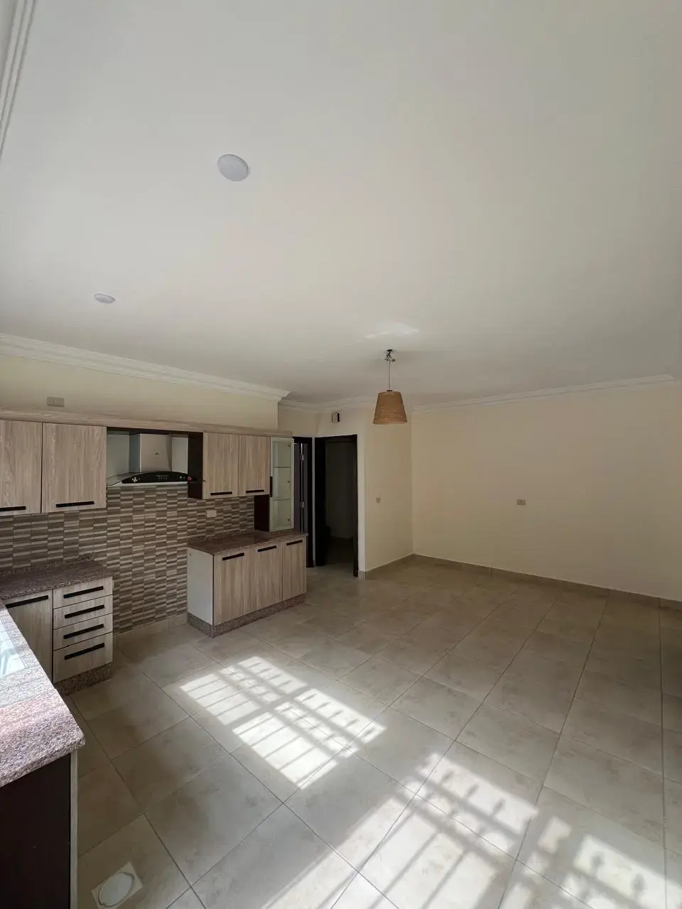 Apartment for rent in Gardens Street – photo 8