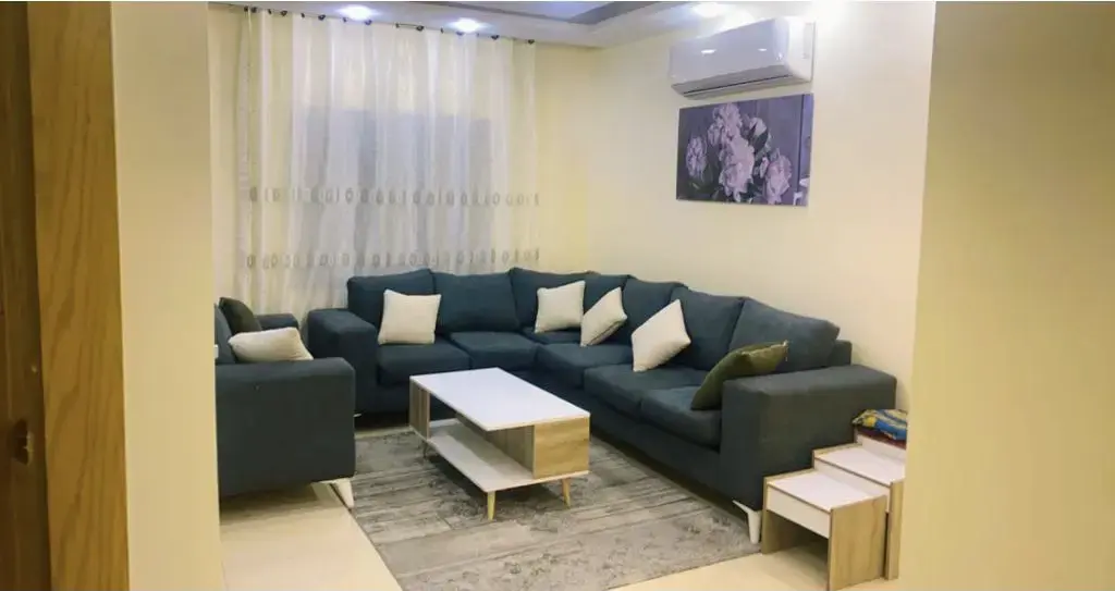 Ground floor in Dahyet Al Yasmeen: furnished 3 bedrooms, terrace and garage