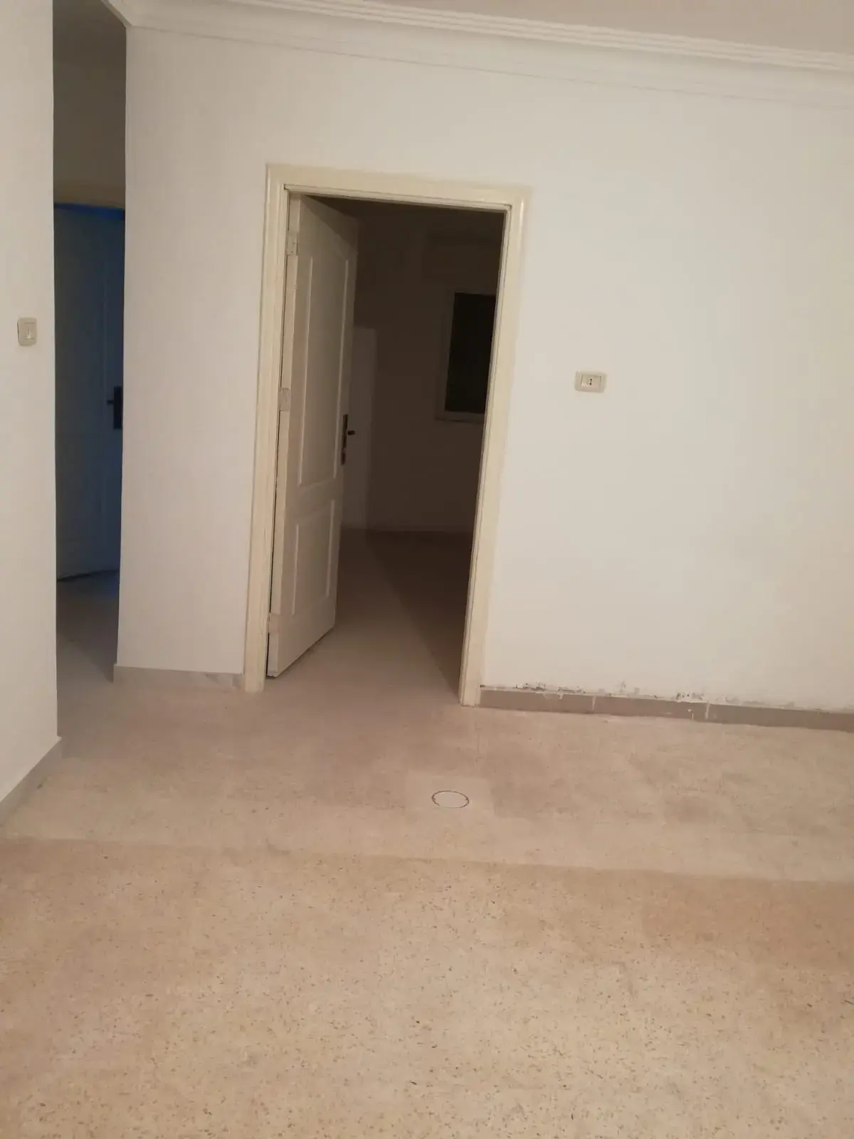 شقة للإيجار في ضاحية الامير حسن – صورة 2