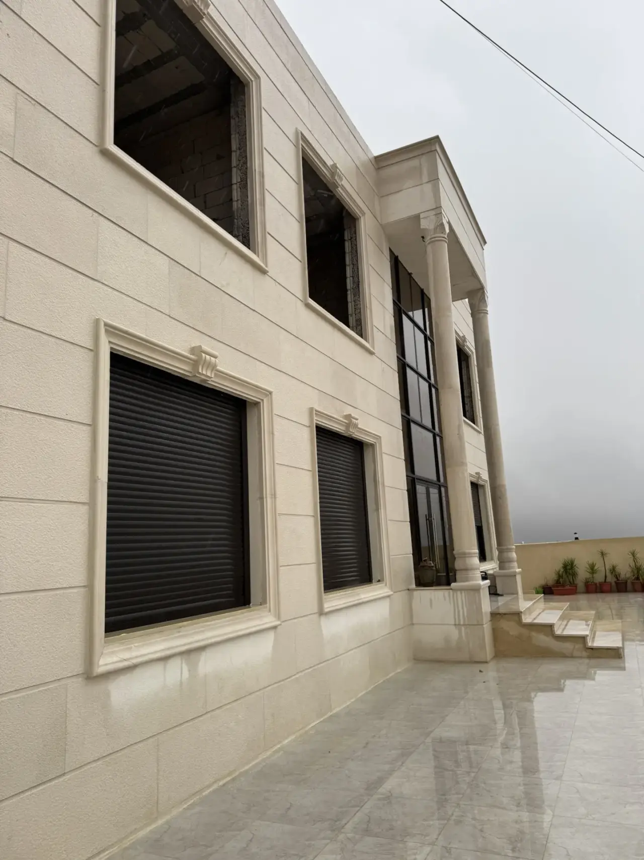 Villa for sale in Naour – photo 2