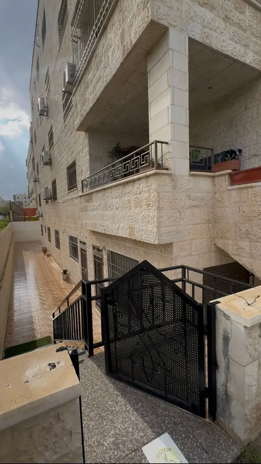 شقة للبيع في Al Hay Al Sharqy – صورة 9