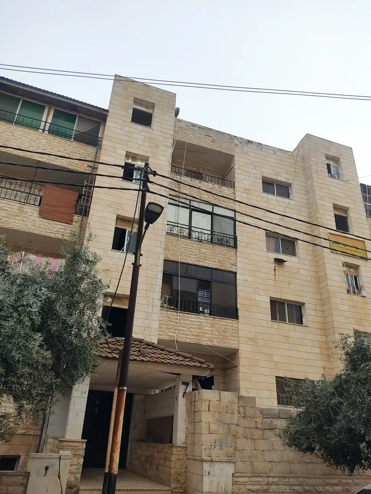 Apartment for sale in University Street – photo 2
