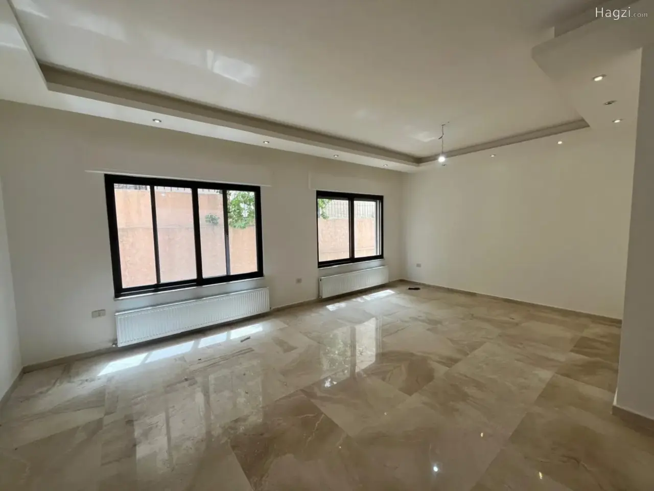 الصورة 2 من 12