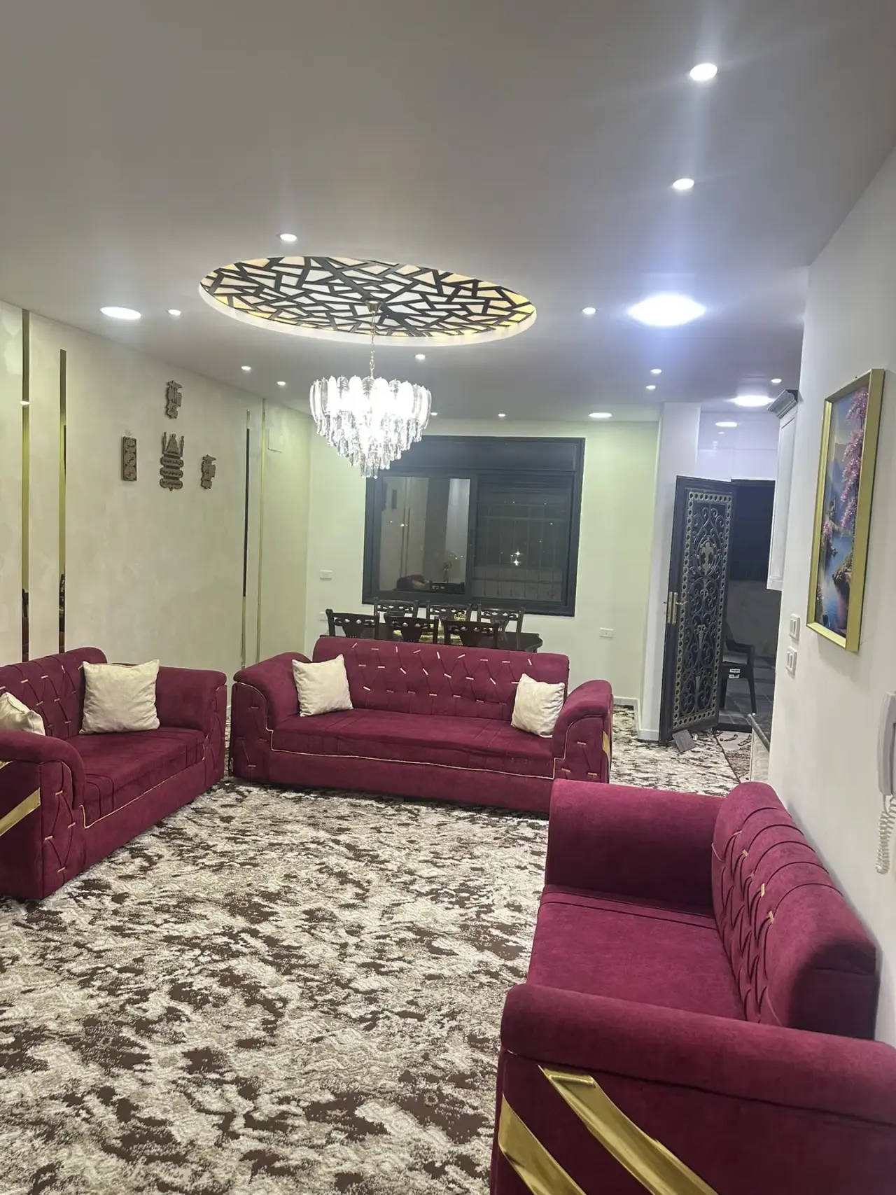 Al Rahebat Al Wardiah new furnished semi-ground flat, 160 m², private entrance, 150 m² yards