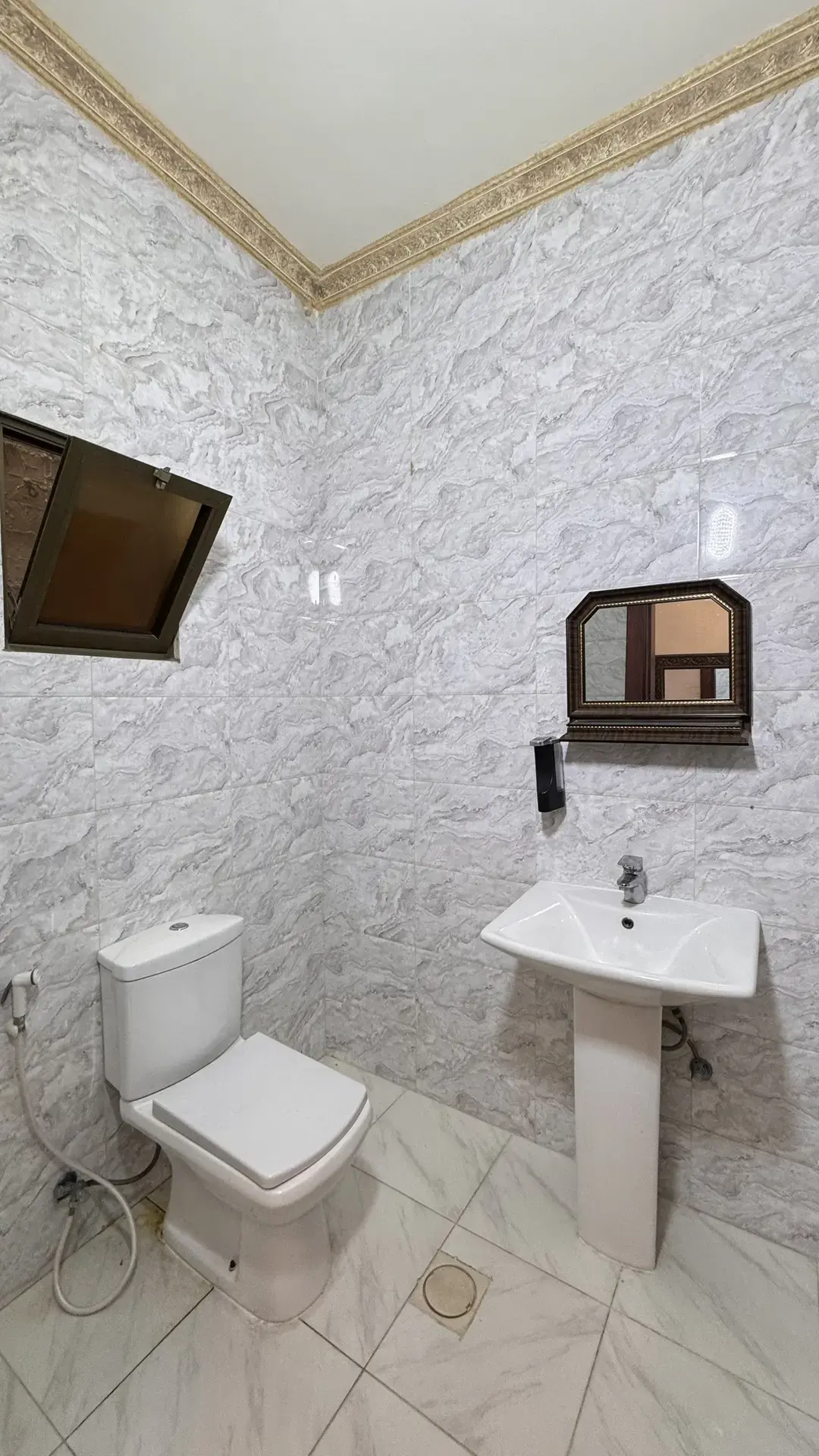 Apartment for rent in Al Rahebat Al Wardiah – photo 12