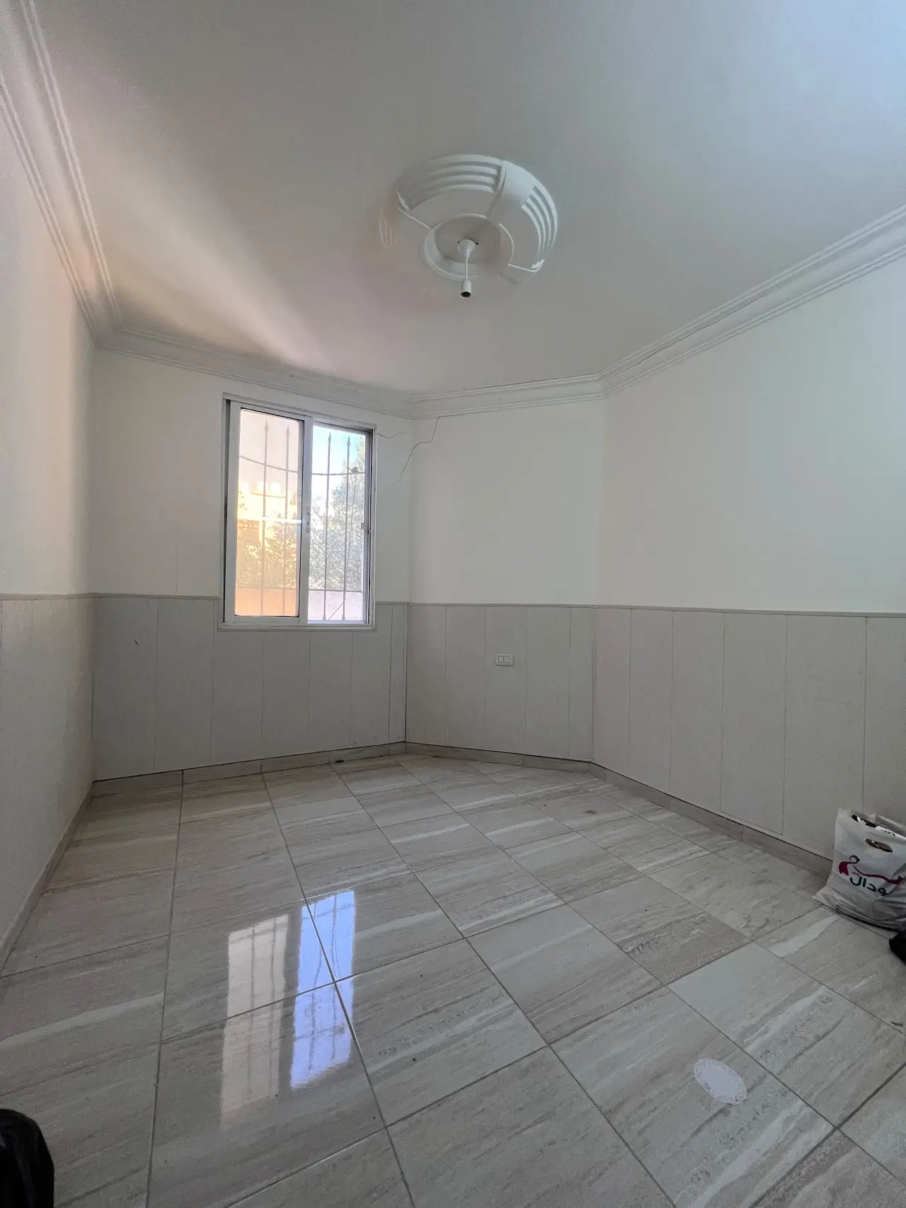 Large balcony on a two-room studio in Hay Al Worood, Irbid, monthly rent