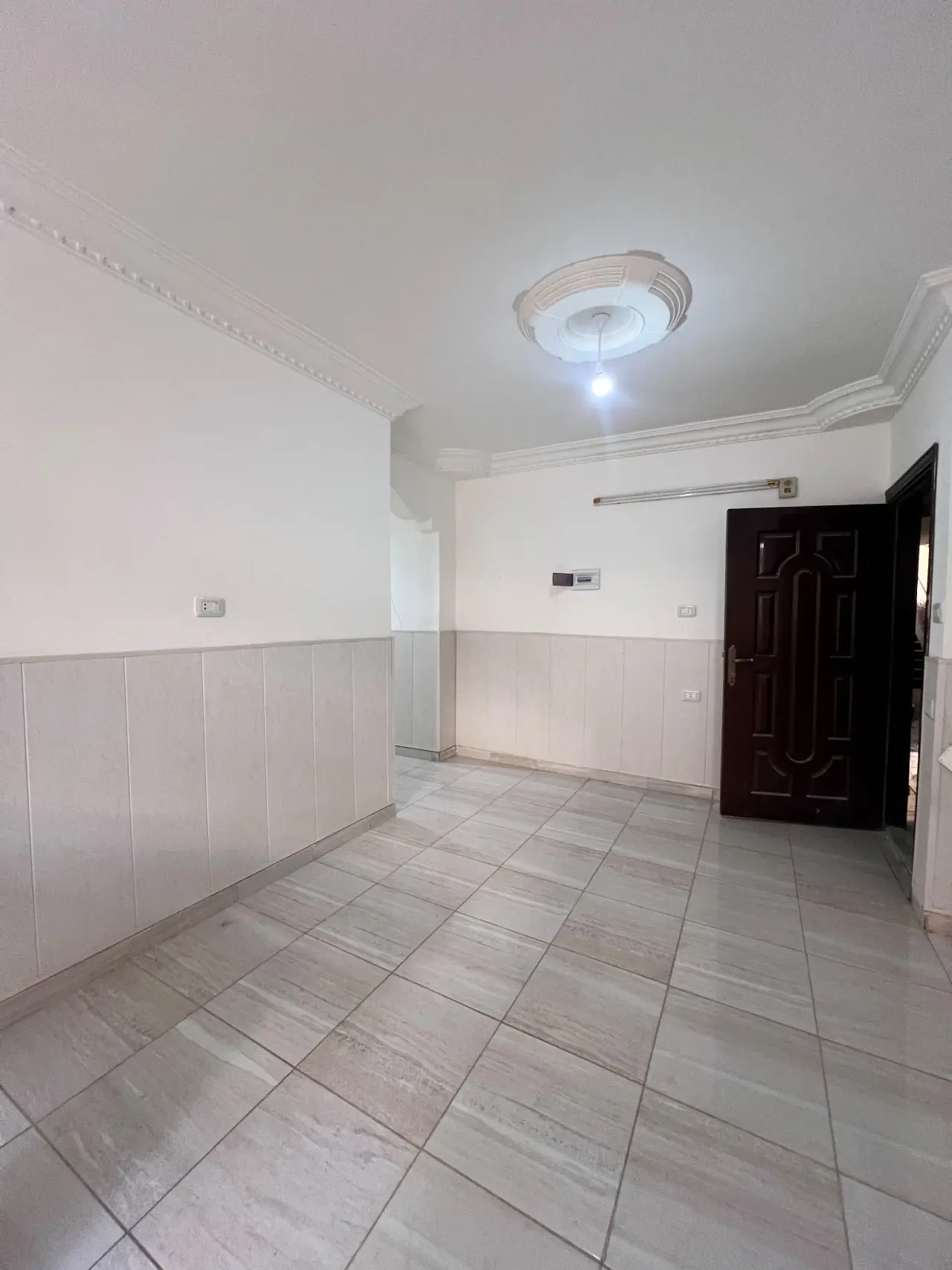 Apartment for rent in Hay Al Worood – photo 3