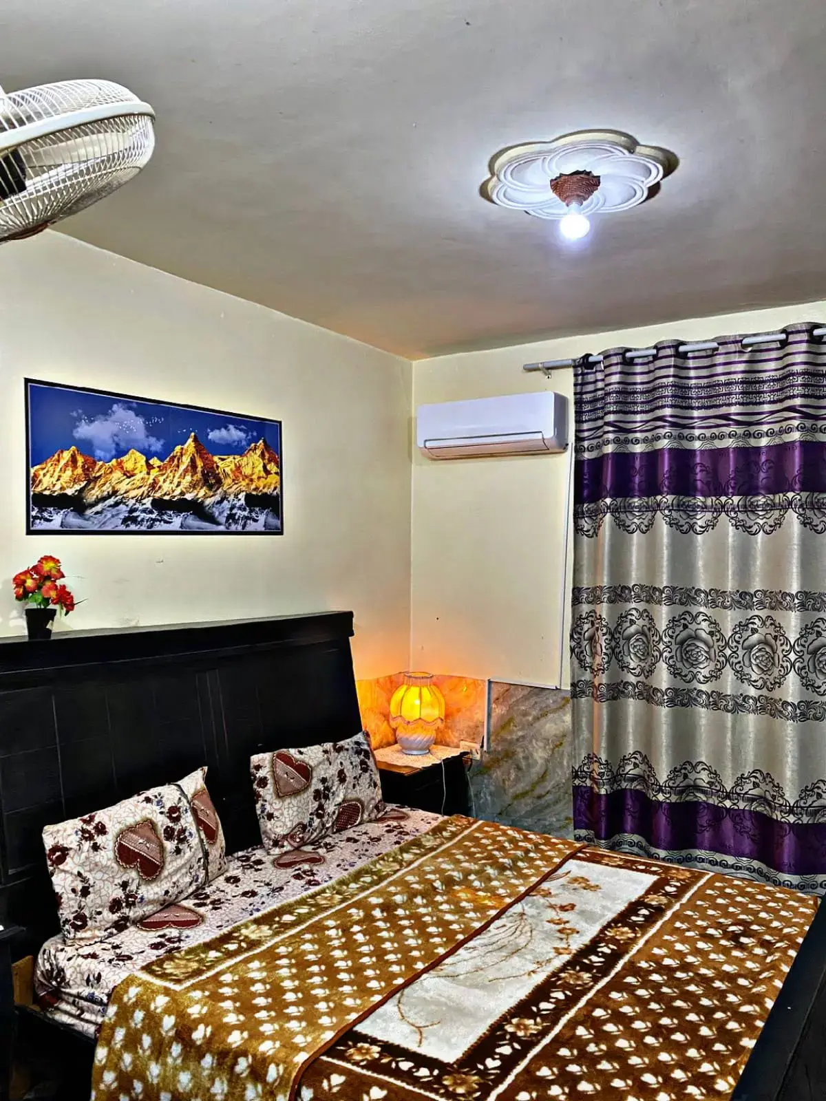 Apartment for rent in University Street – photo 7