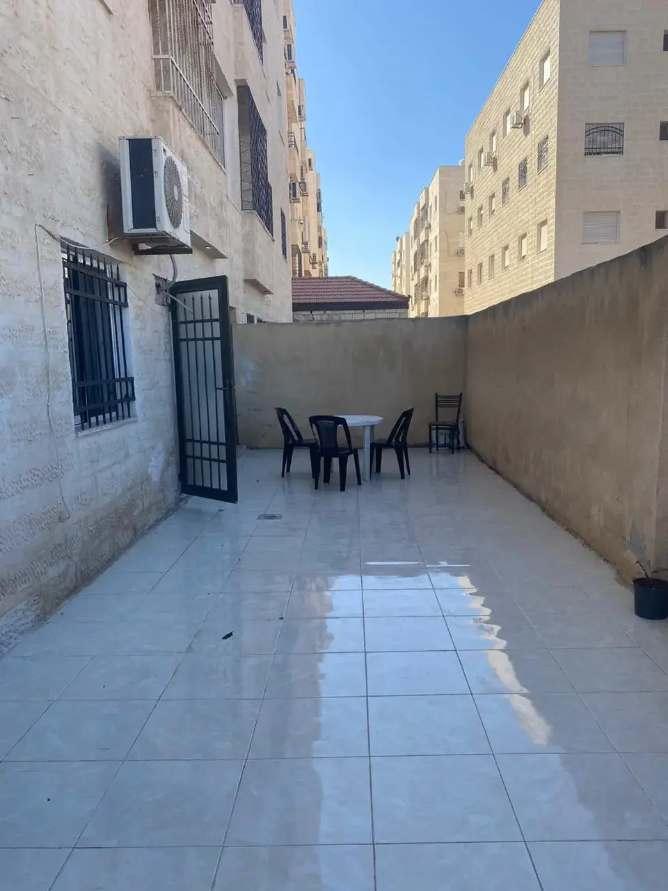 شقة للإيجار في Behind Safeway – صورة 5