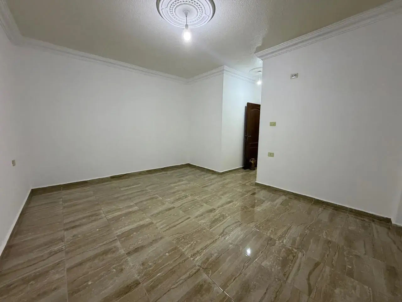 شقة للبيع في Al Zarqa Al Jadeedeh – صورة 5