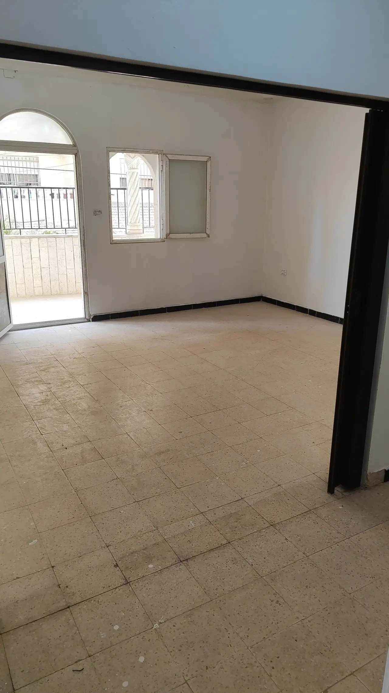 شقة للبيع في Al Zarqa Al Jadeedeh – صورة 3