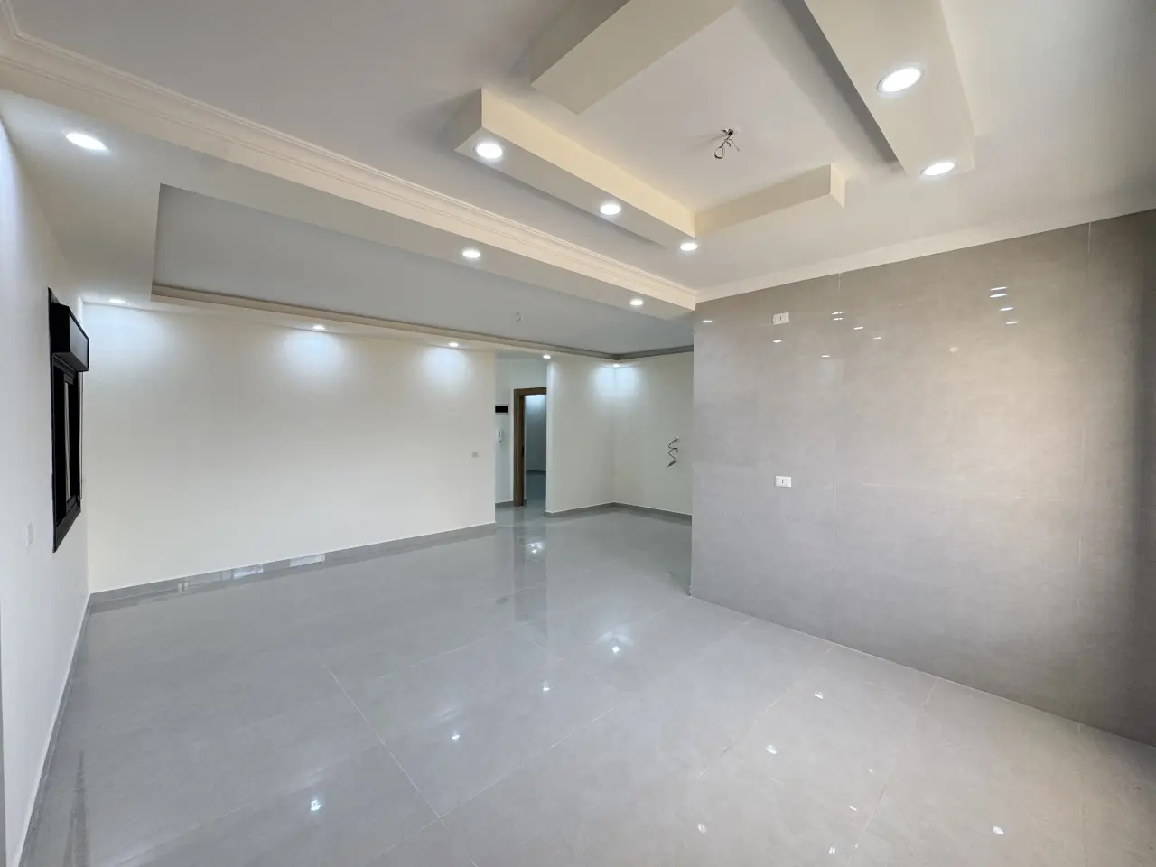 Apartment for sale in Al Hashemieh – photo 2