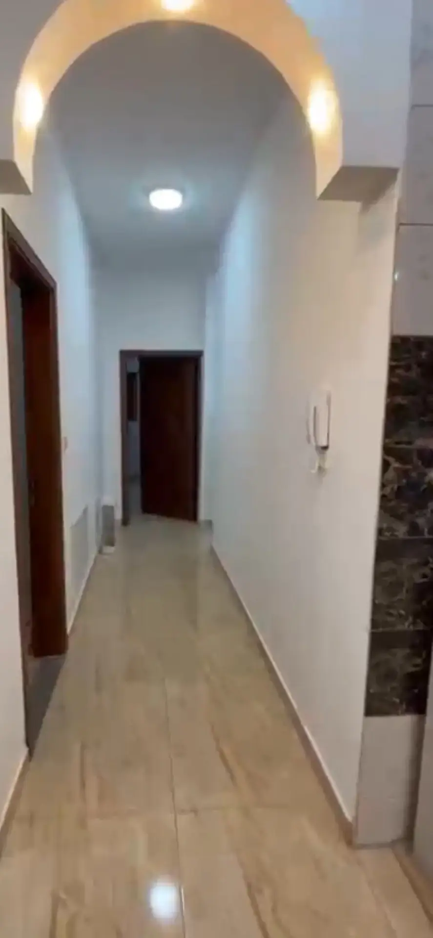 Apartment for rent in Jabal Tareq – photo 5
