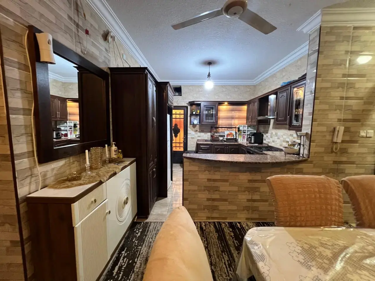 Apartment for sale in Al Sakaneyeh 9 – photo 9