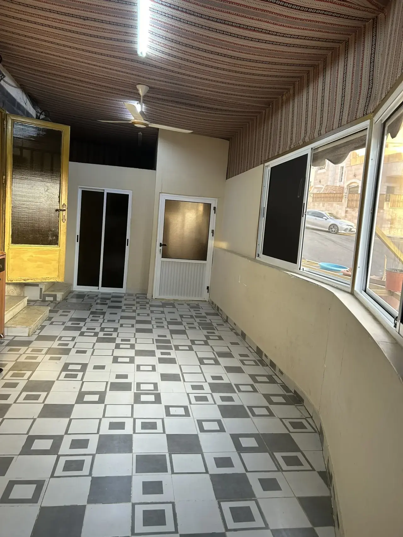 Apartment for sale in Al Sakaneyeh 9 – photo 6