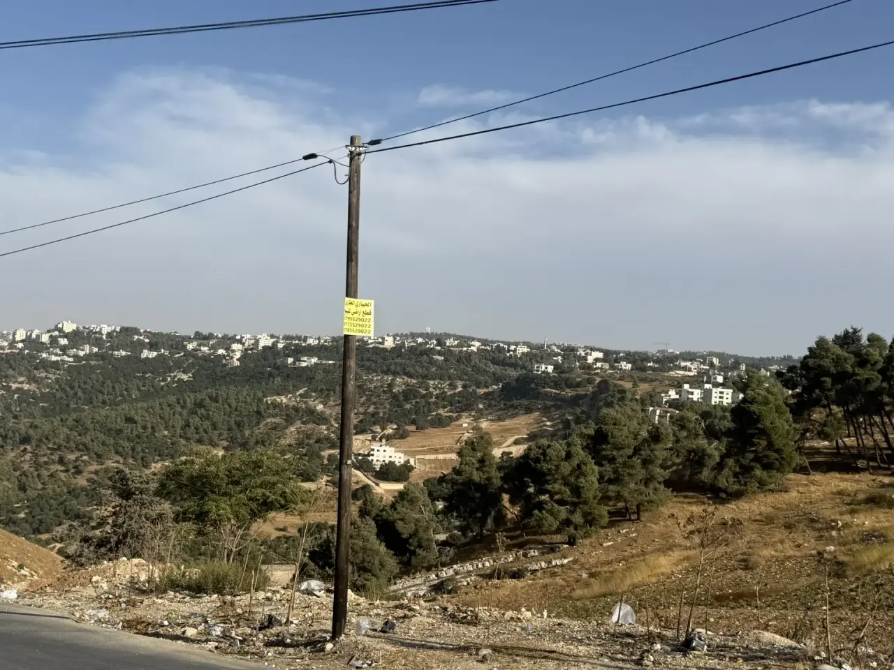 Villa-area plot in Al Saro, Salt: 1,345 m² special Residential A on two streets