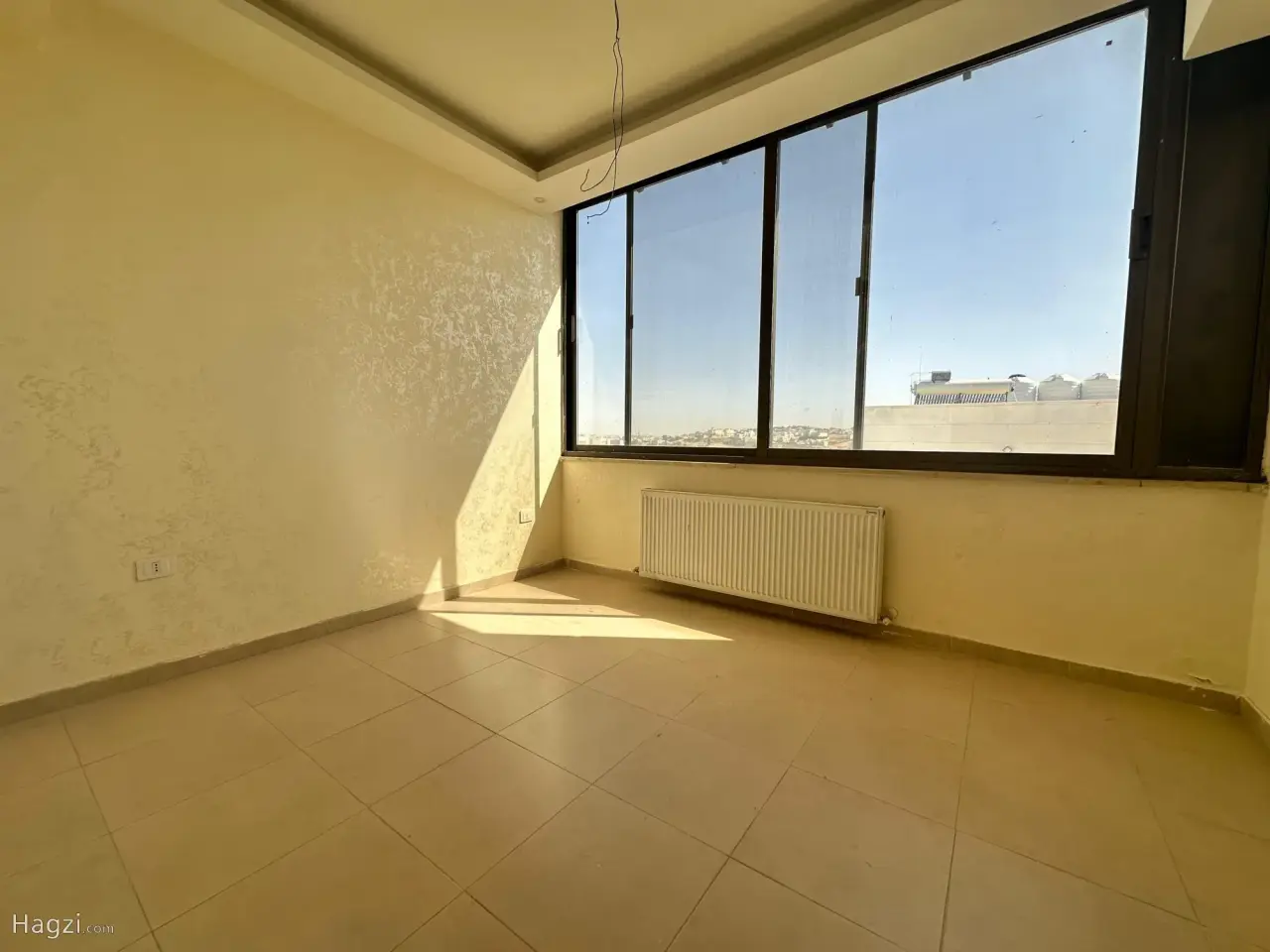 الصورة 2 من 12