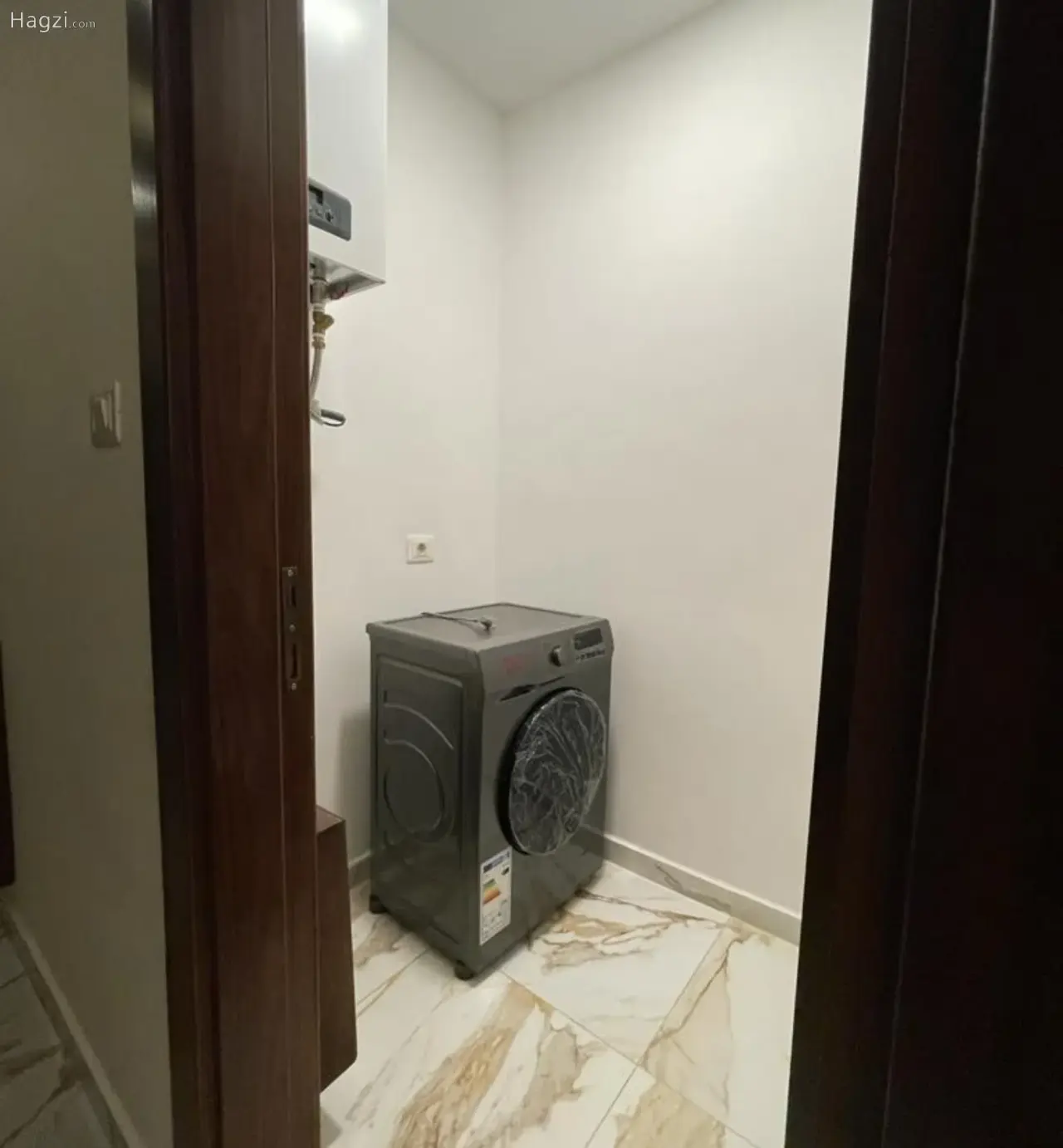 الصورة 6 من 12