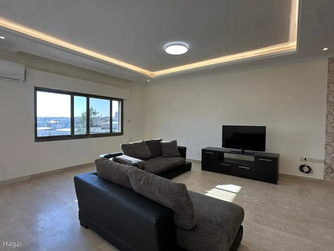 Semi furnished-Duplex apartment for rent in Abdoun #3428