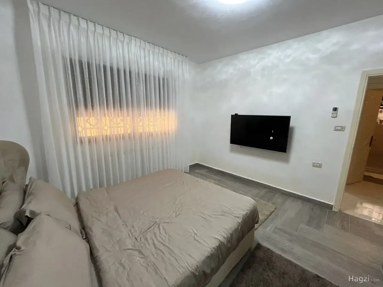 الصورة 11 من 12