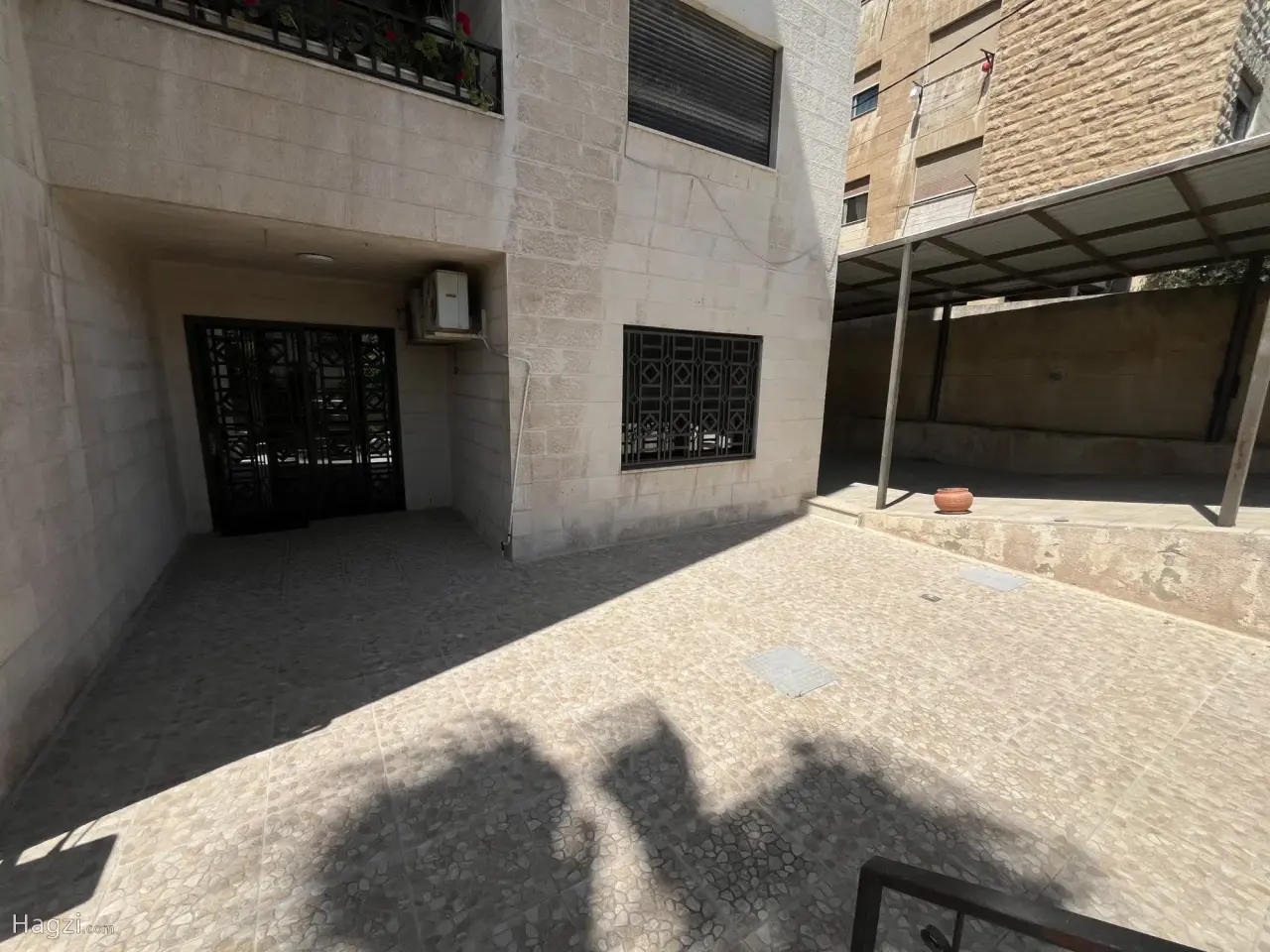 الصورة 6 من 12