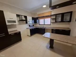 الصورة 4 من 9