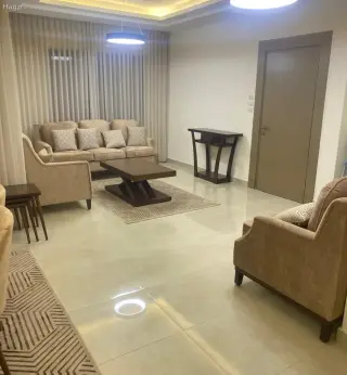 الصورة 1 من 12