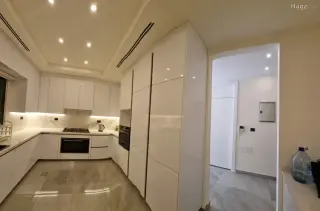 الصورة 2 من 12