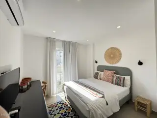 الصورة 2 من 10