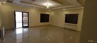الصورة 10 من 12