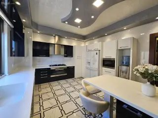 الصورة 7 من 12