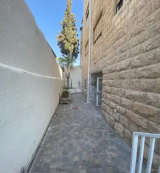 الصورة 11 من 12