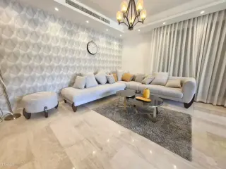 الصورة 5 من 12