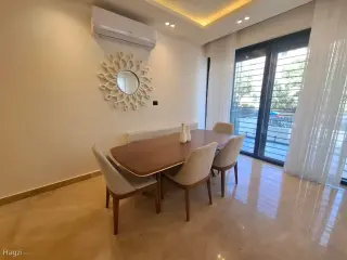 الصورة 7 من 12