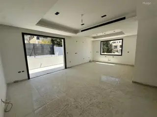 الصورة 1 من 4