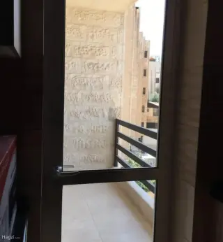 الصورة 10 من 12