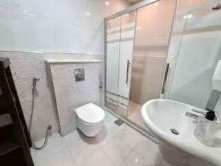 الصورة 3 من 12