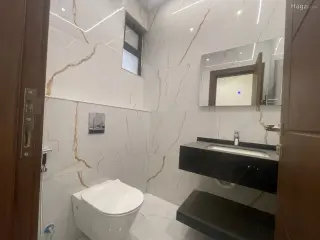 الصورة 3 من 12