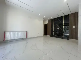 الصورة 6 من 12