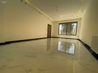 Photograph 3 of 12