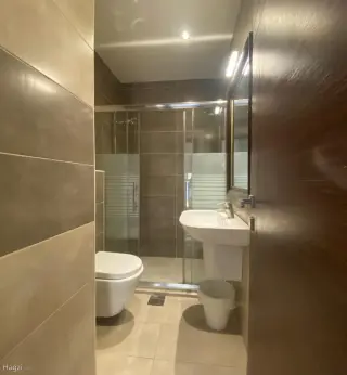الصورة 7 من 12