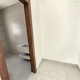 الصورة 8 من 12