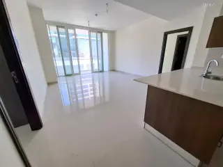 Photograph 1 of 5
