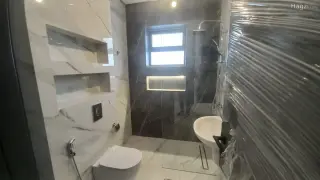 الصورة 4 من 8