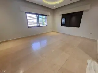 الصورة 7 من 12