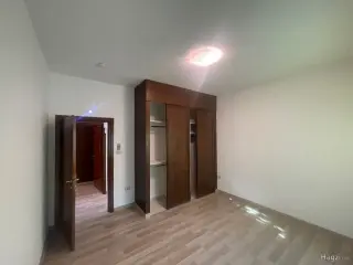 الصورة 2 من 12