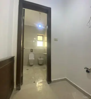 الصورة 4 من 12