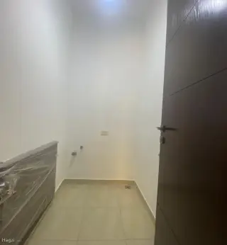 الصورة 9 من 12